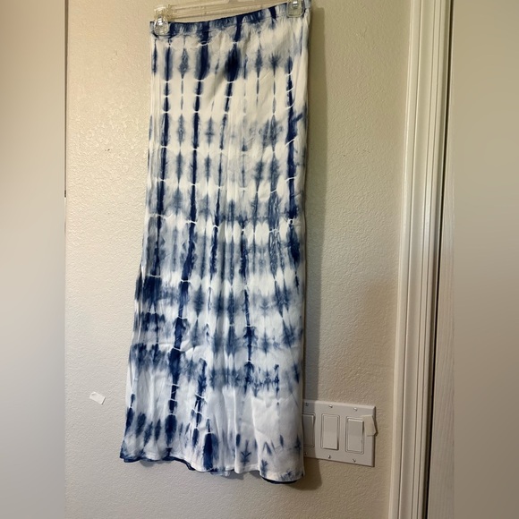 Cali Dreaming Slip Skirt Denim Shibori Tie Dye Blue Side Slit Revolve Size S - Picture 4 of 16